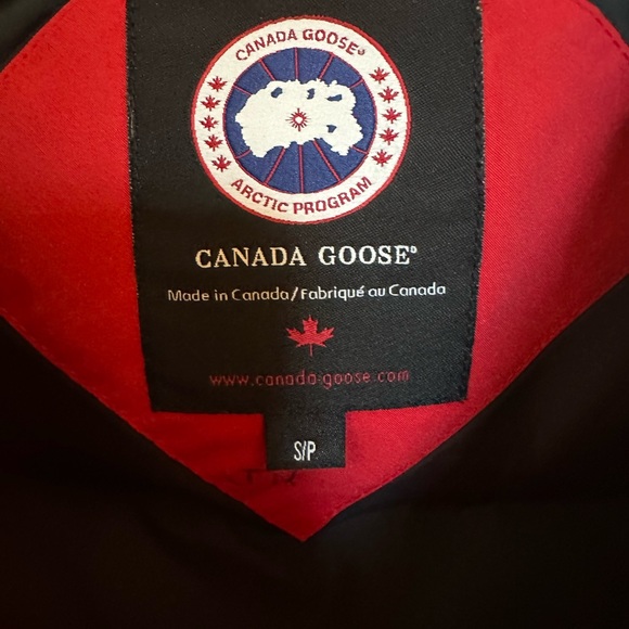 Canada Goose - Red Montebello Parka Winter Coat - Size Small - Picture 7 of 16